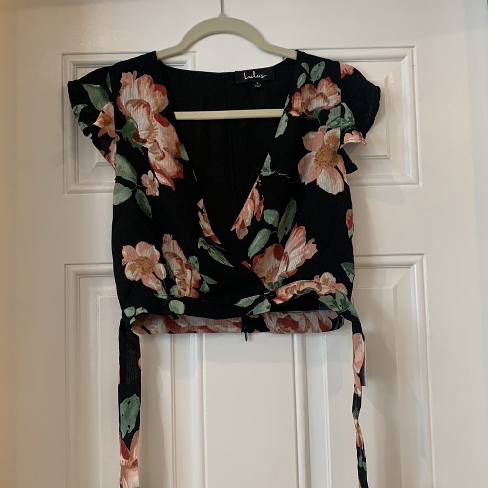 Lulus crop top & matching skirt set